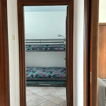 شقة K03 - Castelfidardo, Ampio Quadrilocale Comodo Ai Servizi