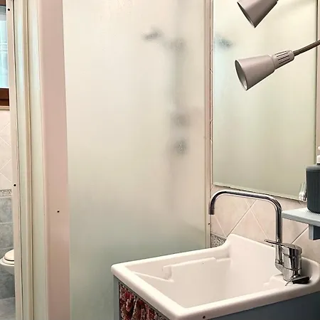 شقة K03 - Castelfidardo, Ampio Quadrilocale Comodo Ai Servizi